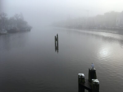 De Amstel in mist